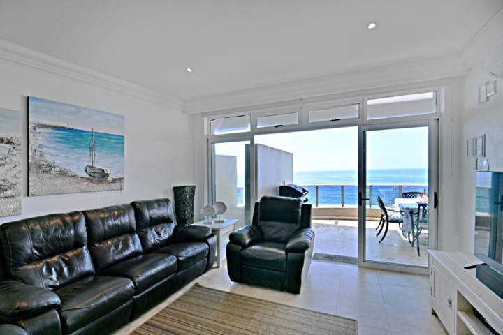 Ballito Manor View 602 – self-catering holiday accommodation in Ballito
