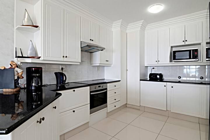 Dolphin Cove 2 Kitchen