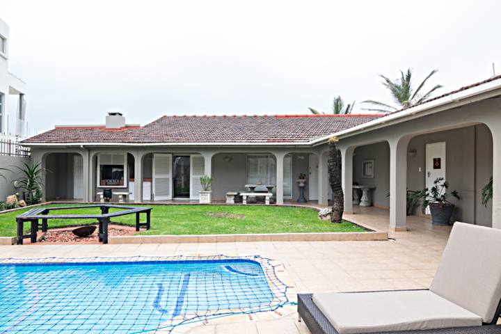 Comp Beach Road 25 – self-catering holiday accommodation in Ballito