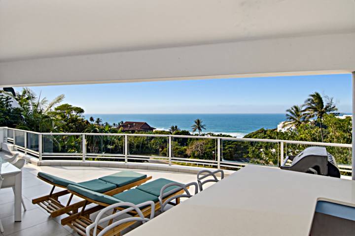Long Island 22 – self-catering holiday accommodation in Chakas Rock