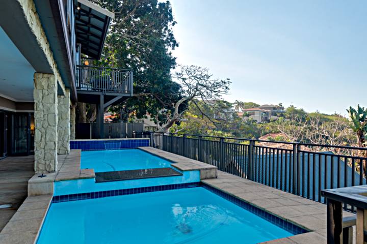 Stella Road 24 Pool